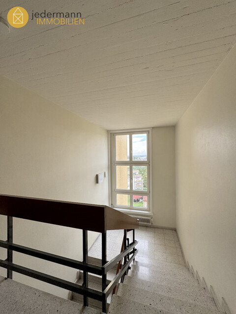 DORNBIRN: ATTRAKTIVE DACHGESCHOSSWOHNUNG MIT SCHÖNEM AUSBLICK – PREISLICH INTERESSANT!