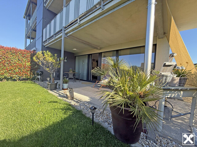 Hard: Moderne 3-Zimmergartenwohnung