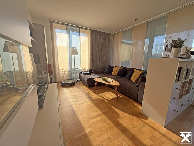 Hard: Moderne 3-Zimmergartenwohnung