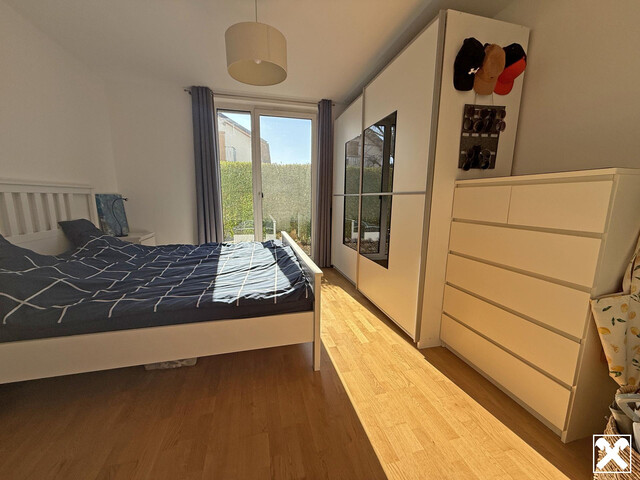 Hard: Moderne 3-Zimmergartenwohnung