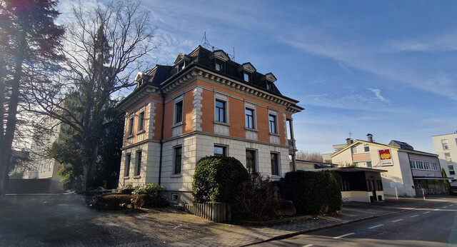 Historische Villa in bester Lage zu verkaufen