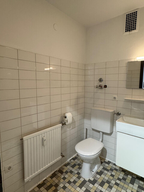 WIEDER VERFÜGBAR - Ruhige, zentrale, lichtdurchflutete Wohnung mit Blick über Dornbirn inkl. Parkplatz  WIEDER VERFÜGBAR