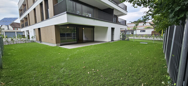 Neuwertige exklusive 3-Zimmer-Wohnung mit Garten im Herzen von Mäder – inkl. Tiefgaragenplatz