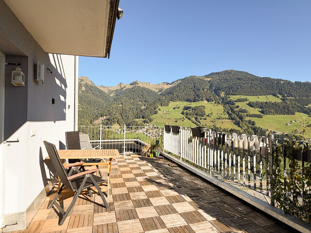 Großzügiges Wohnhaus mit Einliegerwohnung, Werkstatt und viel Potenzial