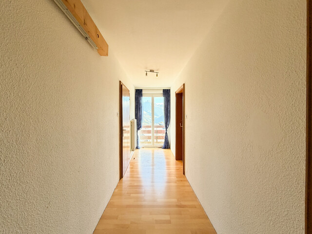 Großzügiges Wohnhaus mit Einliegerwohnung, Werkstatt und viel Potenzial