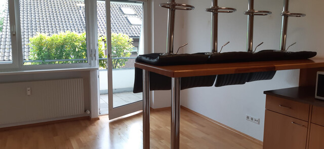 Herrliche Terrassenwohnung mit Carport, Terrasse und Abstellraum in Gebrauchtgebäude