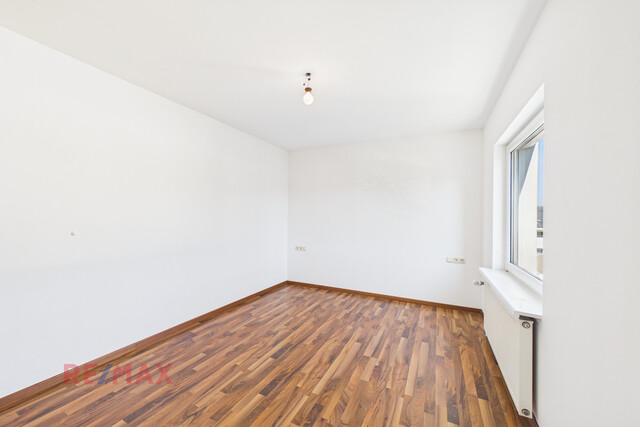 Attraktive 3-Zimmer Wohnung mit 2 Tiefgaragenplätzen in Hard