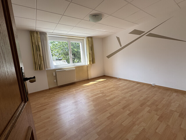 Zentral gelegenes Herrenhaus 2 Etagen