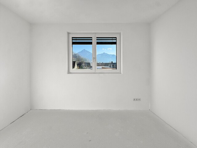 Wohnen mit Weitblick – tolle 4-Zi-Wohnung mit Terrasse