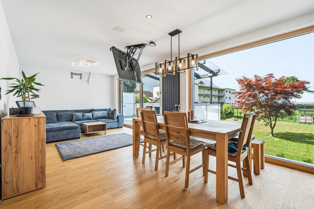 Großzügige Doppelhaushälfte mit Garten, Dachterrasse & flexibler Nutzung in Feldkirch