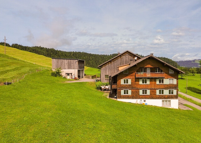Landwirtschaftliches Anwesen in Alleinlage!
