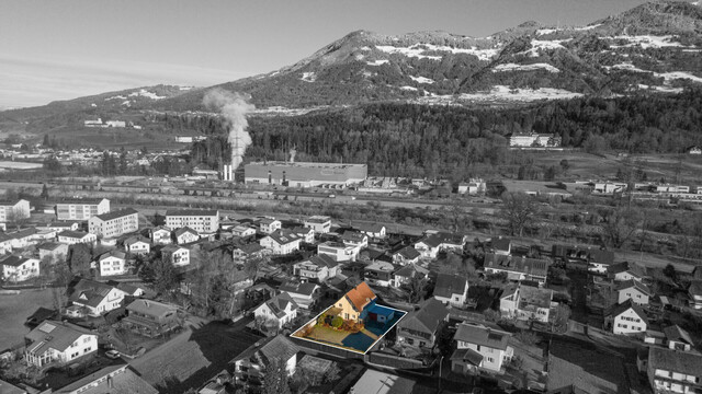 Schönes Wohnhaus mit Entwicklungsmöglichkeiten in bester Lage