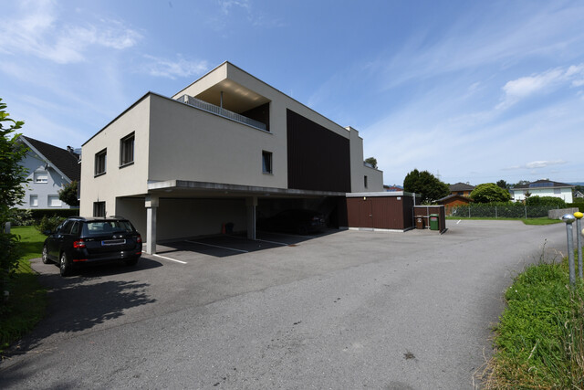 Neuwertige 3 Zimmer Wohnung mit großer Terrasse in Meiningen