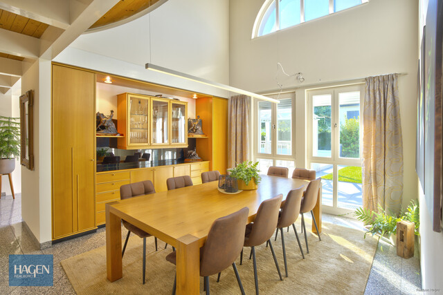 Großzügiges Wohnhaus mit Pool in Top Lage - Lauterach