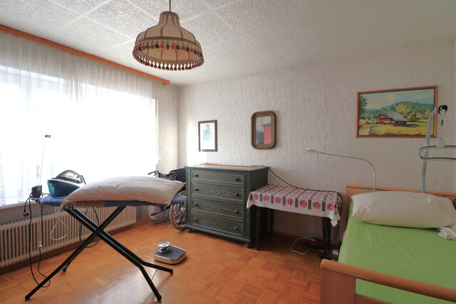 JUWEL: Bungalow mit riesigem Grundstück in sehr guter Lage (Nahe der Frutz)