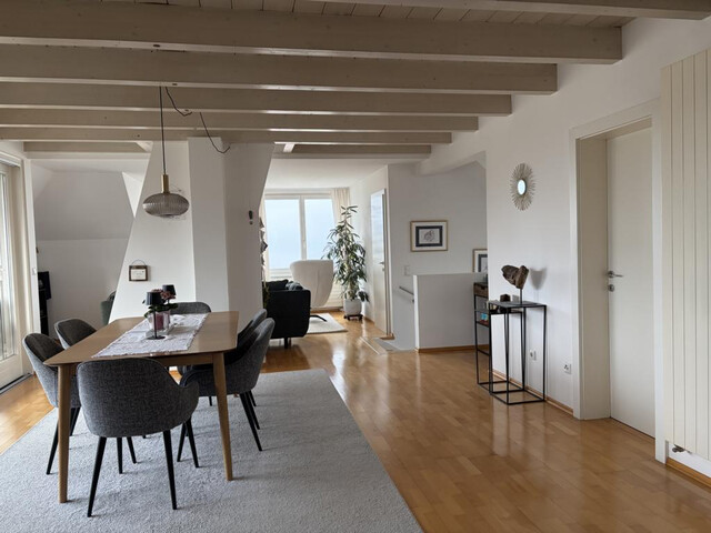 RUHE / SEESICHT / STADTNÄHE / INFRASTRUKTUR