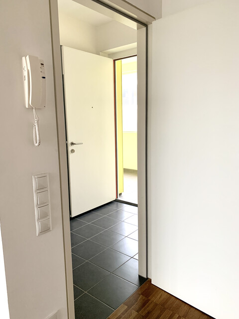Viel Platz und Sonne!  3 Zimmer Wohnung mit großer Terrasse in Tosters , GRENZNAH!!!