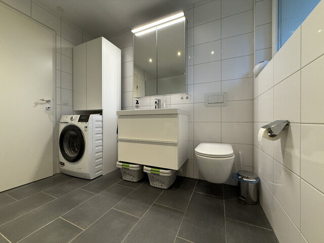 Schöne 2 Zimmer Erdgeschoss Whg  +  20m² Wintergarten 