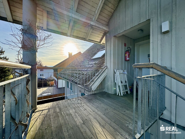 Tolle 2-Zimmerwohnung mit Balkon & Carportparkplatz