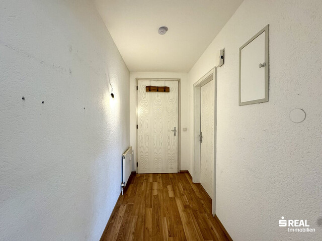 Tolle 2-Zimmerwohnung mit Balkon & Carportparkplatz