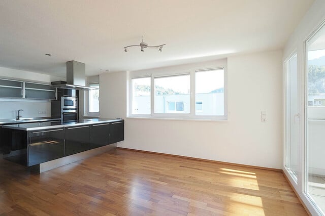 Über den Dächern von Feldkirch: Wohnoase mit Skylineblick zu verkaufen