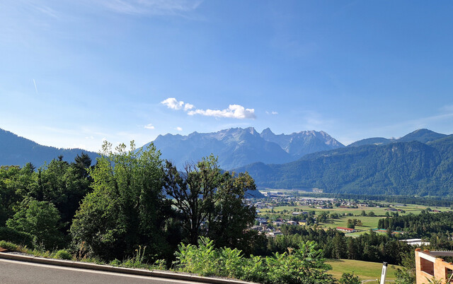 Sonniges Grundstück mit Weitblick zu verkaufen