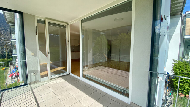 "ohne Provision" helle 3,5 Zimmer Wohnung mit verglaster Terrasse