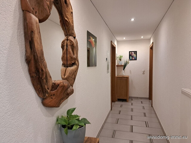 Schöne 3-Zimmer-Wohnung mit Wintergarten und Grünfläche in sonniger Ruhelage von St. Gallenkirch