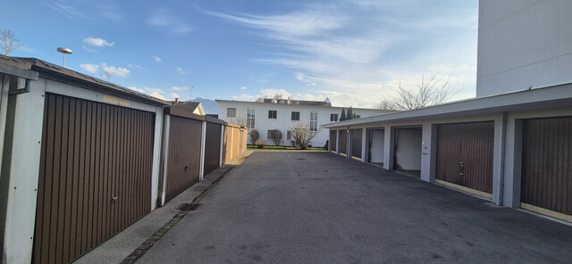 Preisgünstige 2-Zimmer-Wohnung in Lustenau mit Balkon & Garage – ideal für Handwerker
