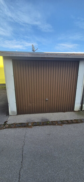 Preisgünstige 2-Zimmer-Wohnung in Lustenau mit Balkon & Garage – ideal für Handwerker