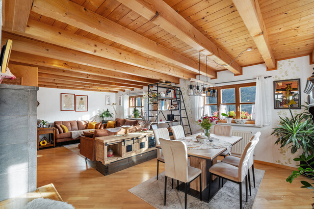 Einfamilienhaus mit sonnigem Garten und Panoramablick!