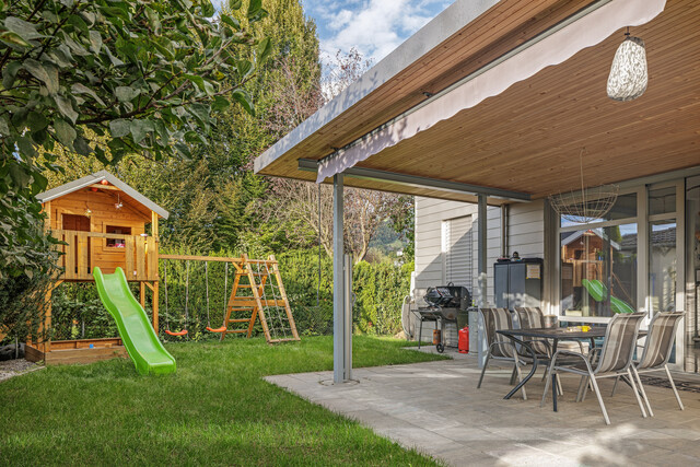 Modernes Wohnen und Arbeiten in einem Haus