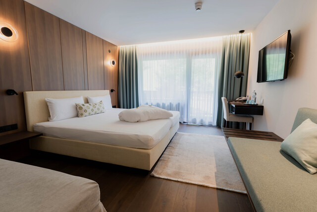 Alpines Design-Juwel im Brandnertal: Etabliertes 4-Sterne-Garni-Hotel in absoluter Spitzenlage zu verkaufen - Mitarbeiterhaus und Verkaufslokal inklusive!
