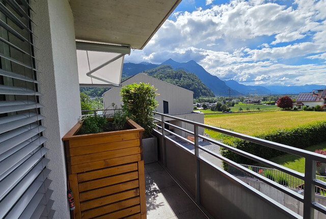 Neuwertige 3-Zimmer-Terrassenwohnung mit Panoramablick