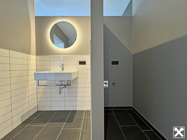 Sehr zentrale Dachgeschosswohnung - Perfekt für Singles oder Pärchen