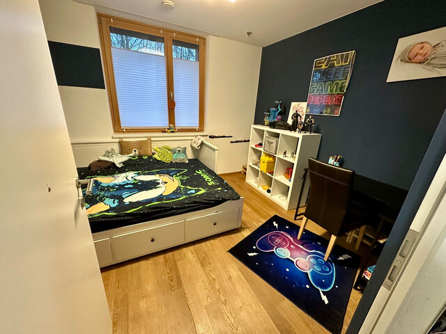 Moderne 4,5 - Zimmer-Wohnung mit Doppelgarage und Gemeinschaftsgarten - Ihr neues Zuhause!