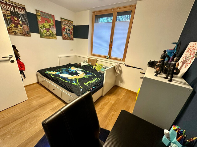 Moderne 4,5 - Zimmer-Wohnung mit Doppelgarage und Gemeinschaftsgarten - Ihr neues Zuhause!