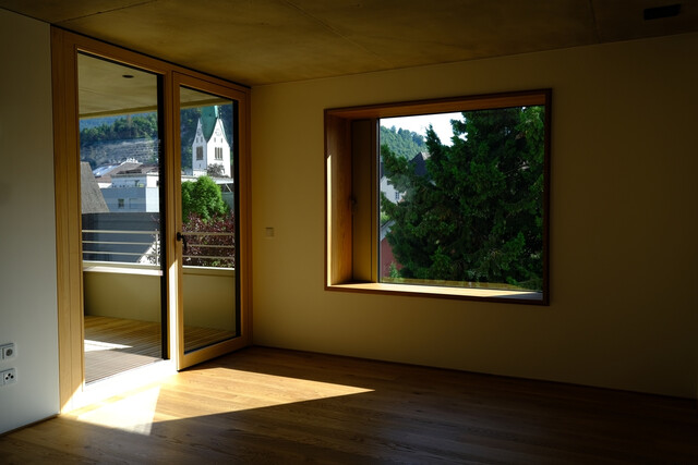 Moderne und hochwertige 2-Zimmer-Wohnung mit Loggia und TG-Platz