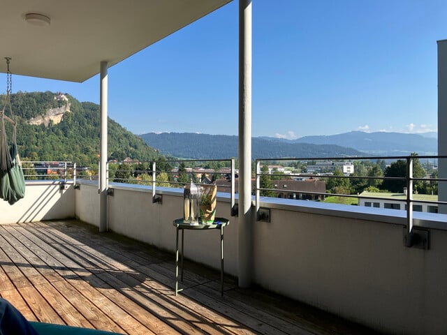 Traumhafte 2-Zimmer-Wohnung mit großzügiger Terrasse und herrlicher Aussicht in Bregenz