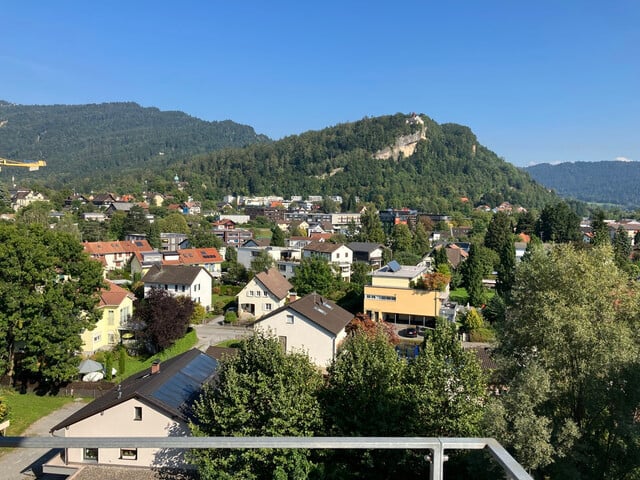 Traumhafte 2-Zimmer-Wohnung mit großzügiger Terrasse und herrlicher Aussicht in Bregenz