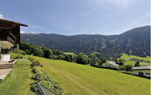 Ländliche idylle mit Privatsphäre und imposantem Panorama am Fuße des Arlberg