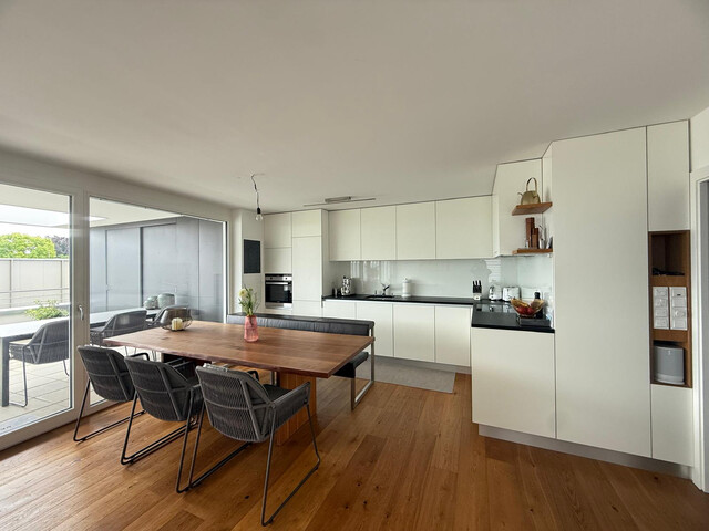 Exklusive 4-Zimmer Dachgeschosswohnung in Top Lage