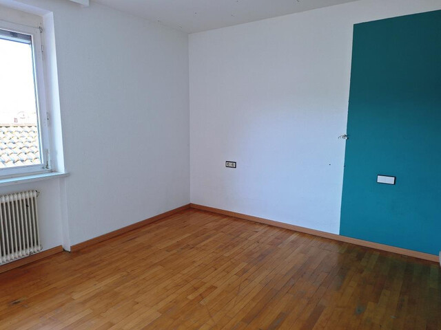 Haus mit großem Grundstück zu verkaufen!