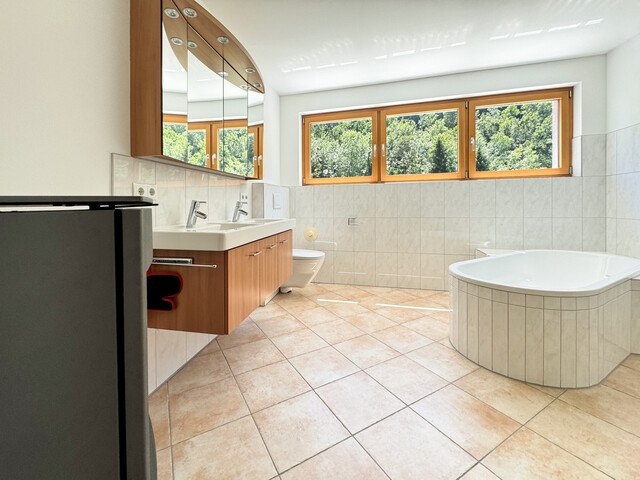 Wohnen im Einklang mit der Natur - modernes Anwesen am Waldrand von Koblach