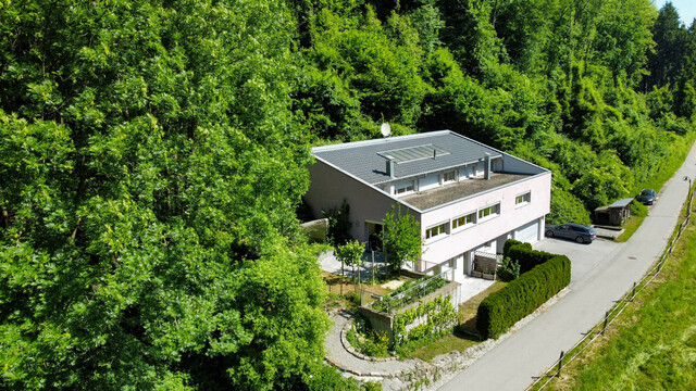 Wohnen im Einklang mit der Natur - modernes Anwesen am Waldrand von Koblach