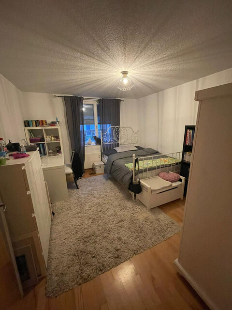 Helle 3-Zimmer-Wohnung im Zentrum von Hörbranz📍 Lage: Zentral gelegen – alle öffentlichen Einrichtungen (Gemeindeamt, Schule, Bank, Post, Bushaltestelle) sind innerhalb von 2 Minuten zu Fuß erreichbar.