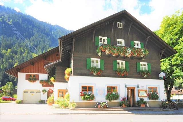 Top geführtes Hotel mit Restaurant im Montafon zu verkaufen!