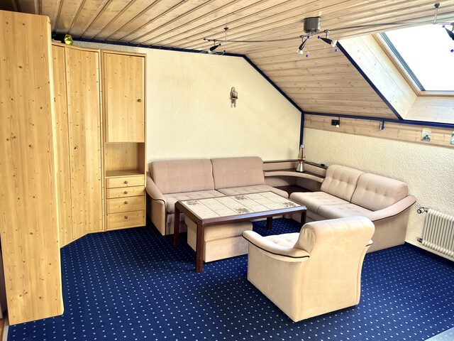 Einfamilienhaus mit herrlichem Bergblick, Kaminzimmer & großem Garten