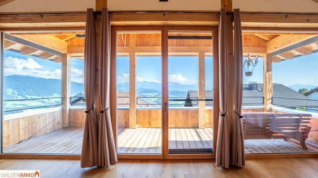 Exklusives Chalet im modernen Alpenloftstil mit Panoramablick