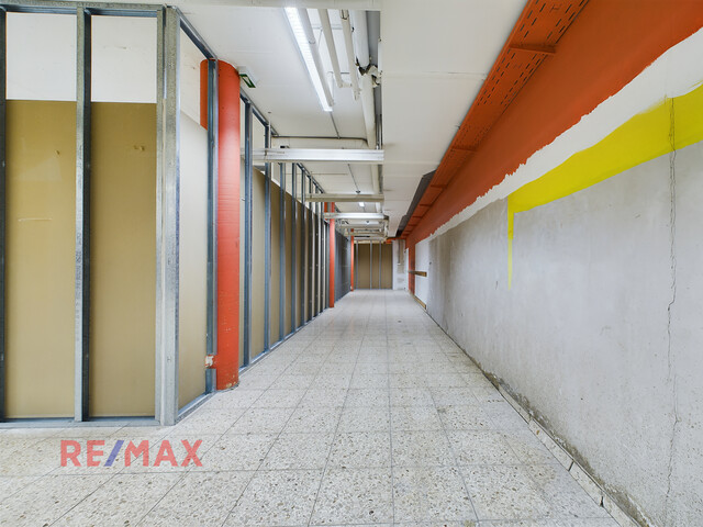 Zentraler können Sie Ihr Lager nicht platzieren - Lagerfläche in Egg zu vermieten